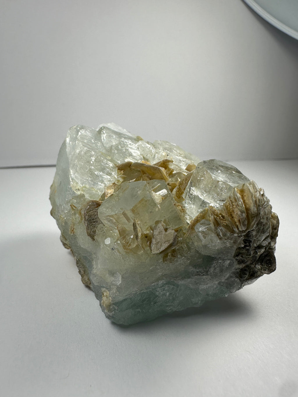 Aquamarine with Muscovite Shigar Valley, Skardu, Pakstan