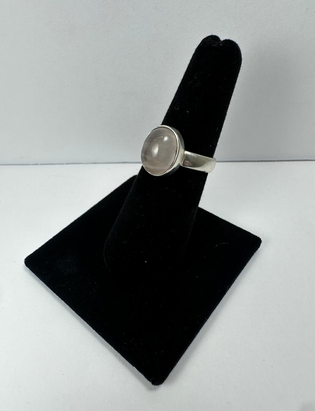 Rose Quartz Ring - Size 6
<