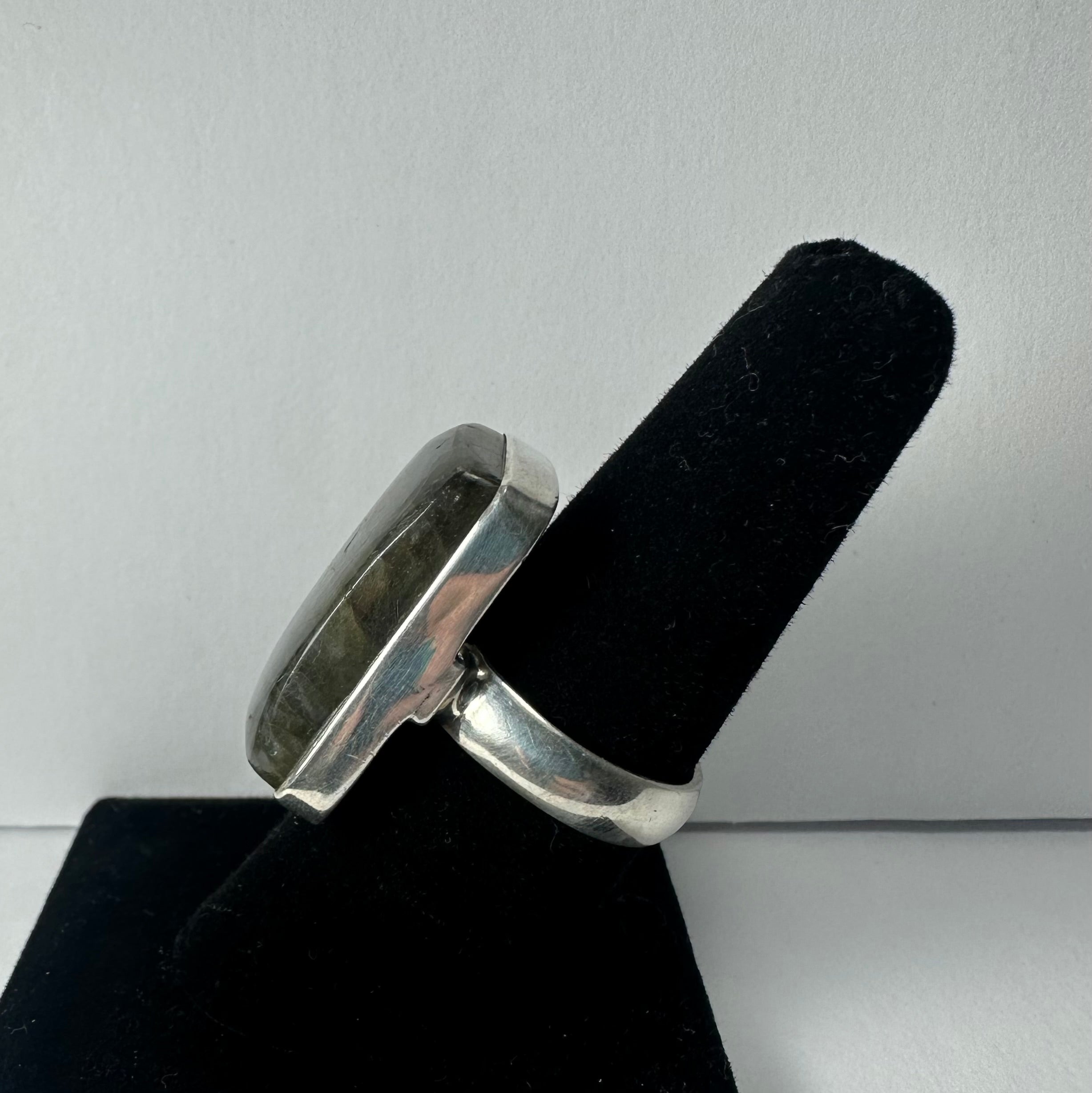 Labradorite Ring - Size 8
