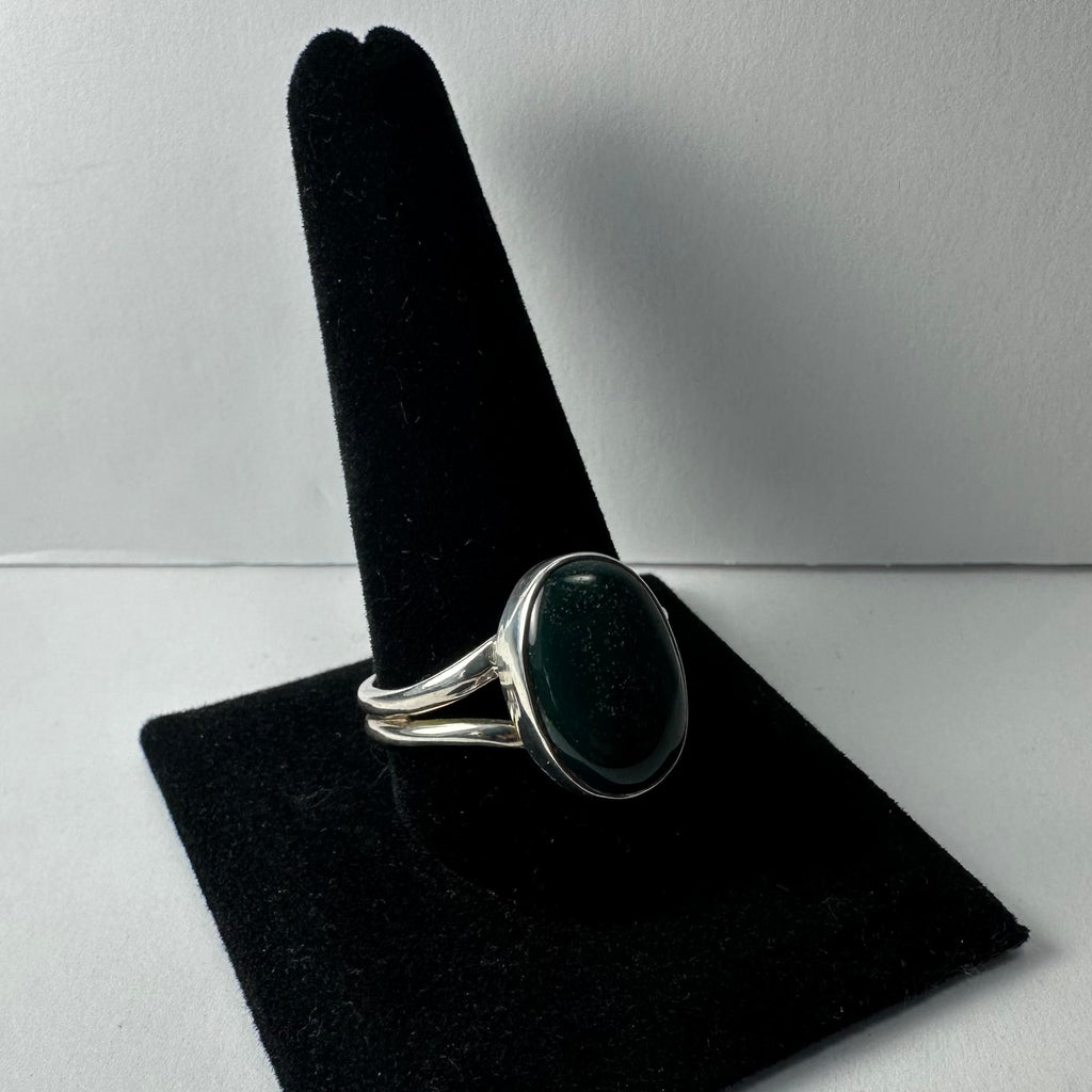 Green Serpentine Ring - Size 13
