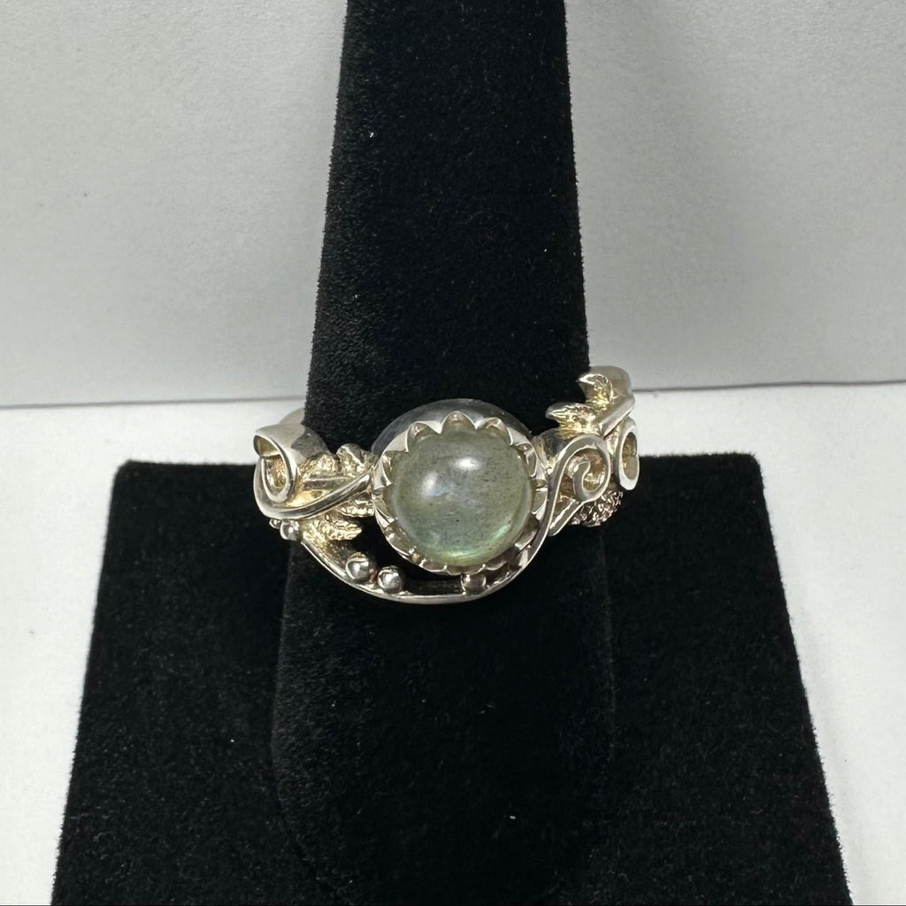 Labradorite Ring - Size 10.5
