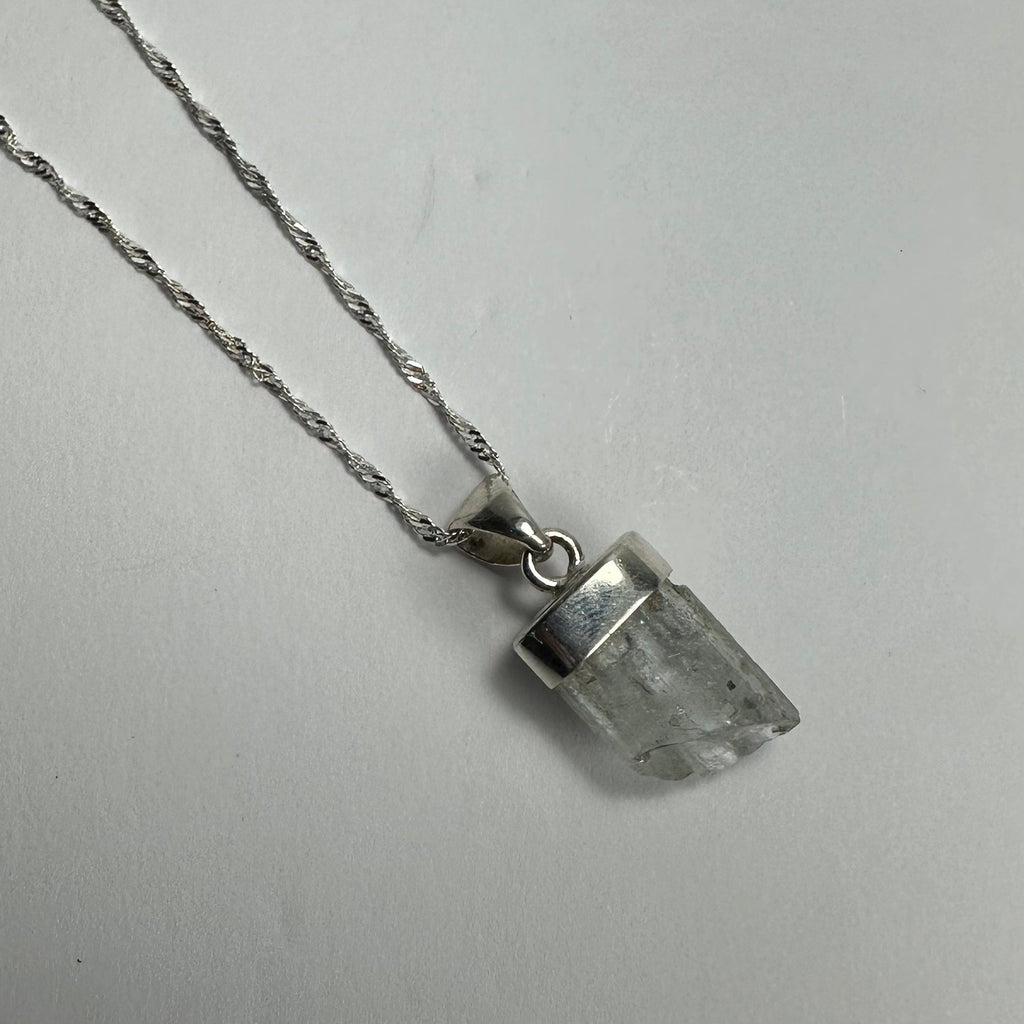 Natural Aquamarine Beryl Pendnat